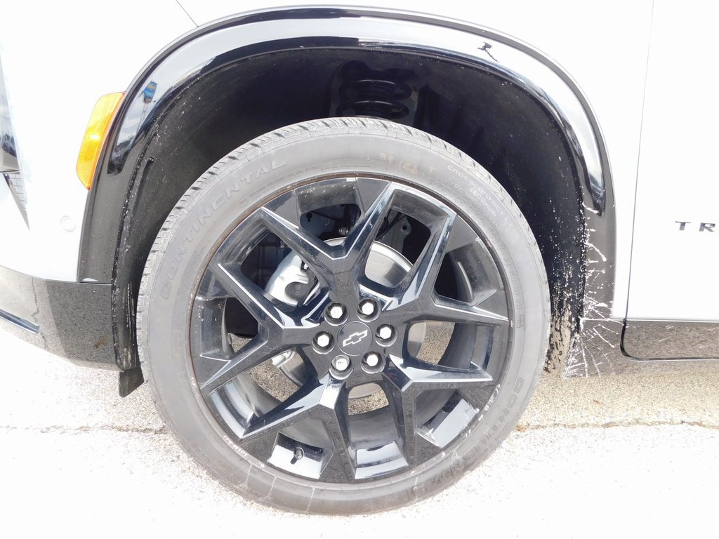 New 2026 Chevrolet Traverse RS w/ LPO, Floor Liner Package image 10