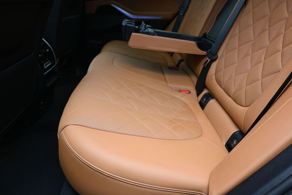 Certified 2024 BMW X5 sDrive40i w/ Premium Package RWD image 16