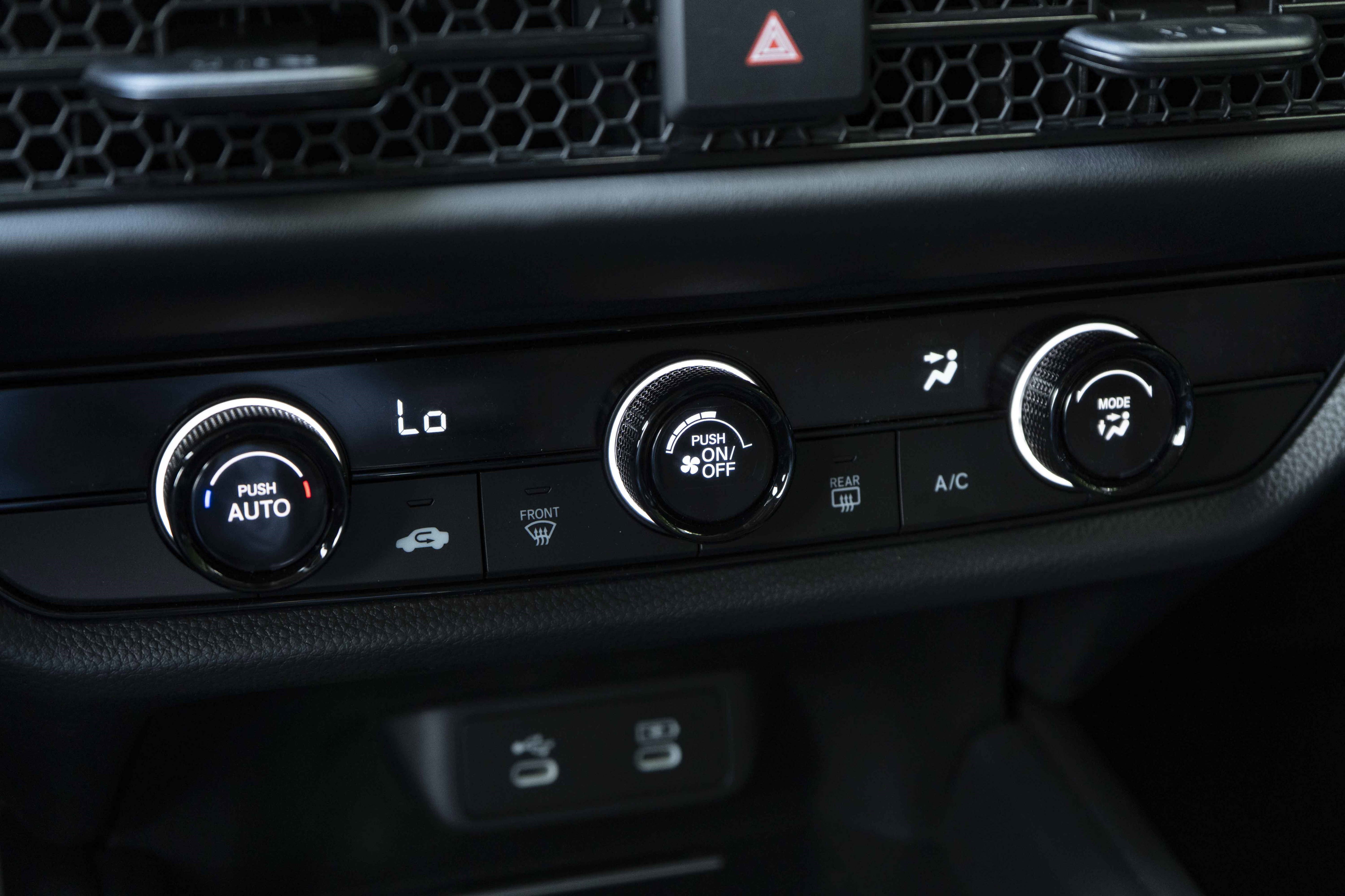 Used 2026 Honda HR-V LX image 33