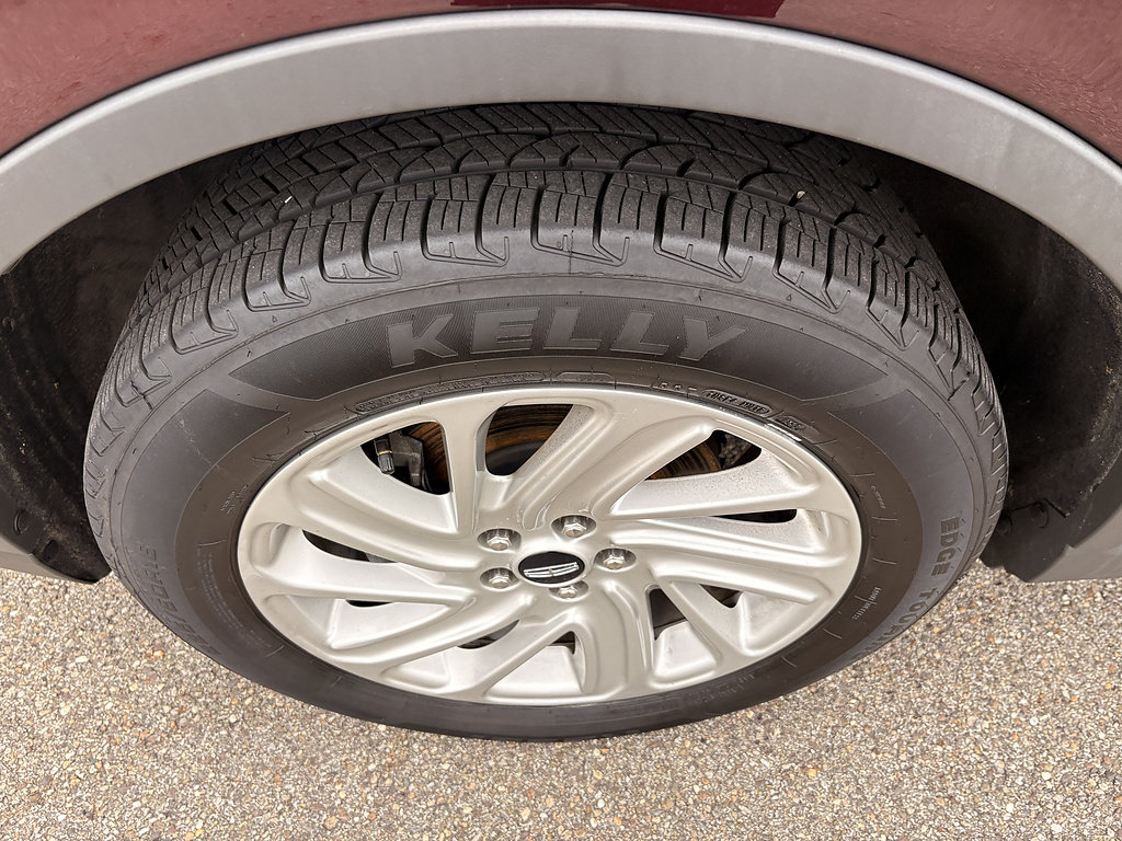 Used 2020 Lincoln Corsair FWD image 9