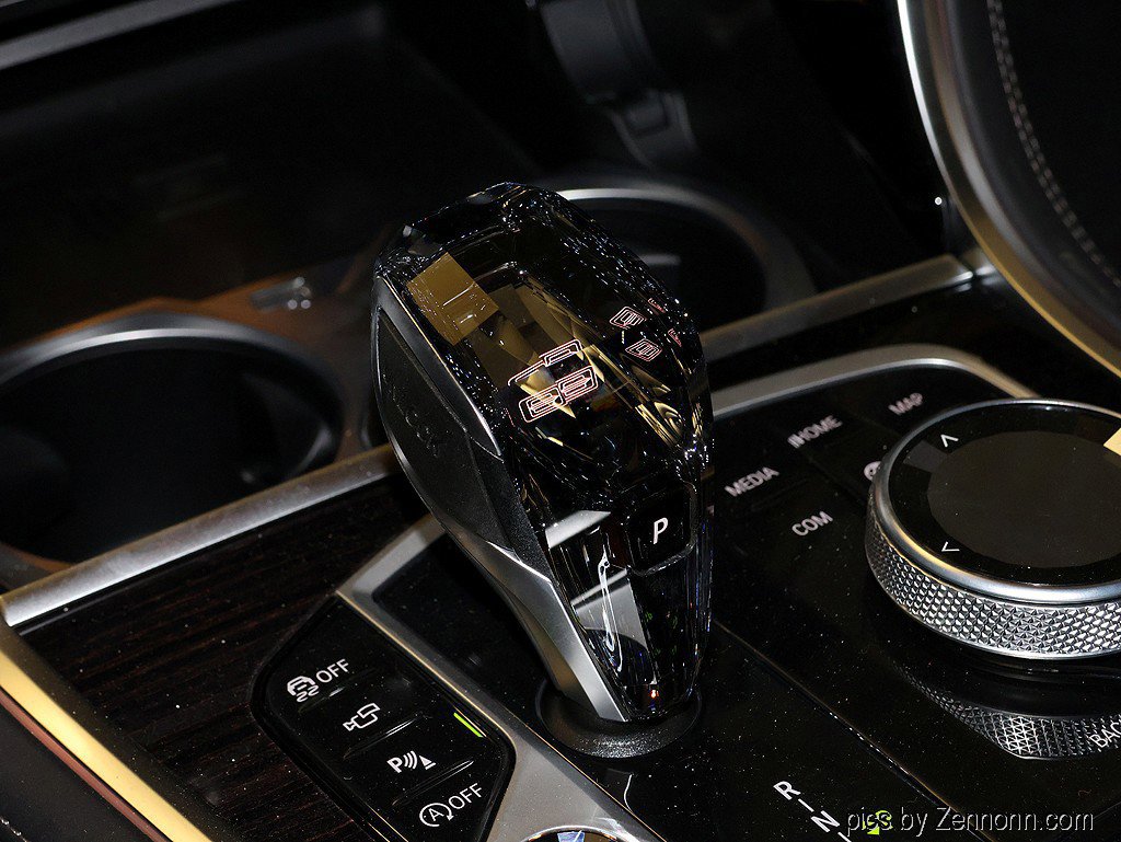 Used 2026 BMW 840i xDrive Convertible image 17