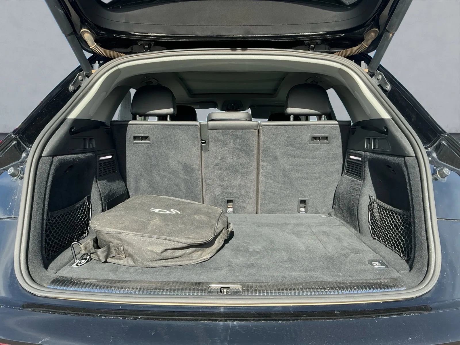 Used 2020 Audi Q5 e Premium Plus w/ Premium Plus Package image 20