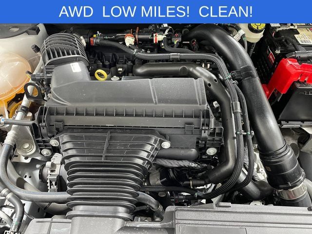 Used 2023 Lincoln Corsair AWD image 23
