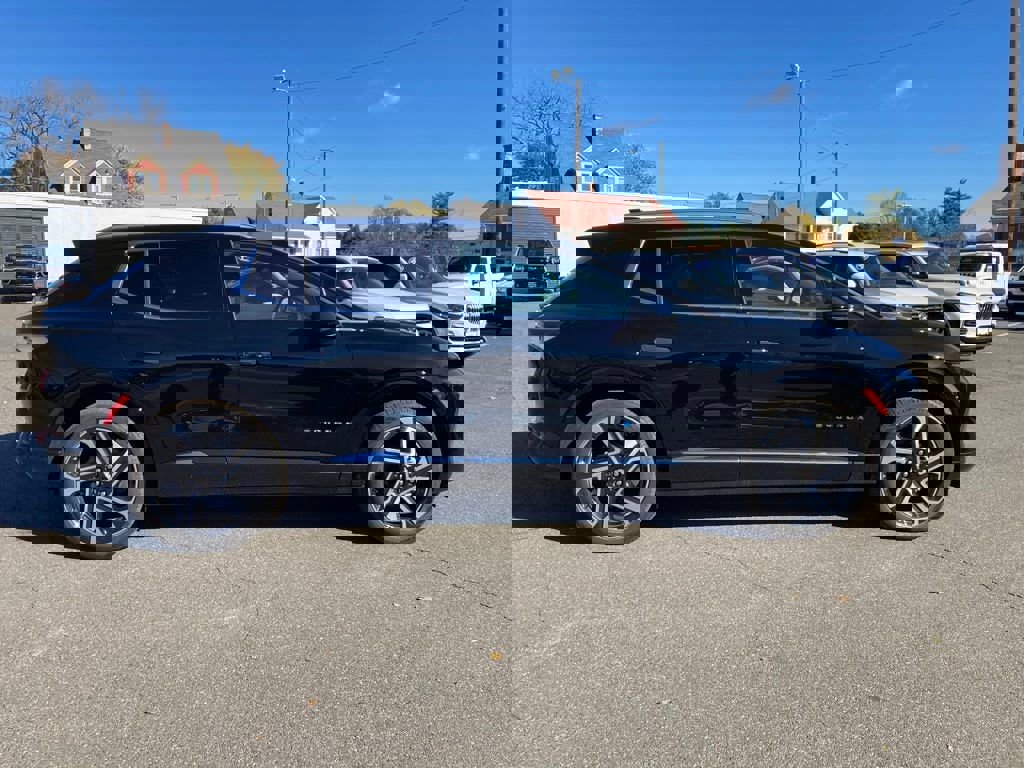 New 2026 Chevrolet Equinox EV LT w/ Convenience Package II image 8