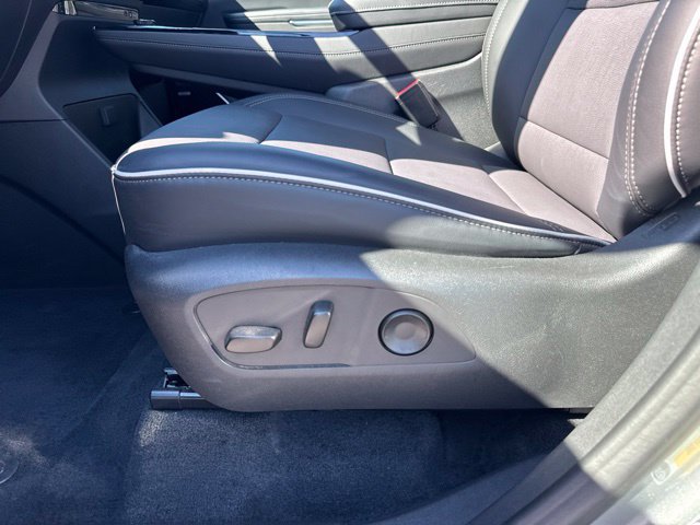Used 2026 Buick Enclave Preferred w/ Power Package FWD image 20