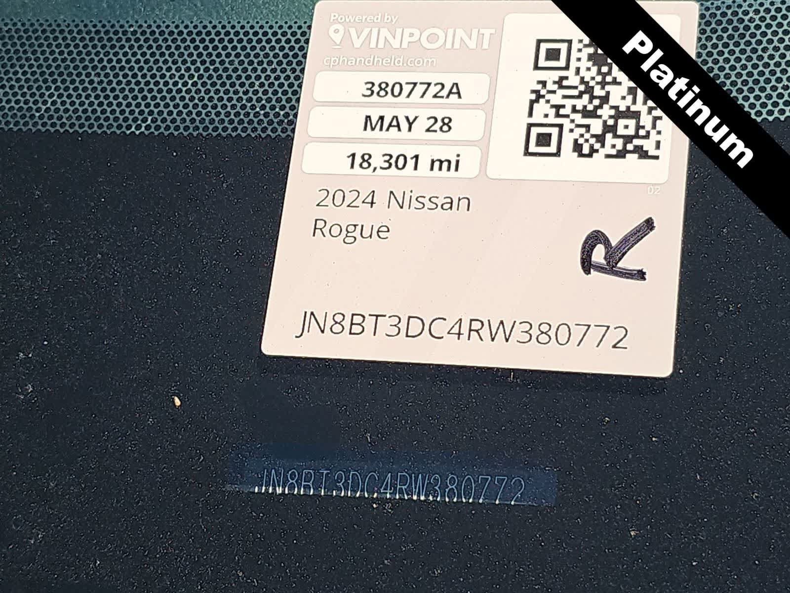 Used 2024 Nissan Rogue Platinum FWD image 25