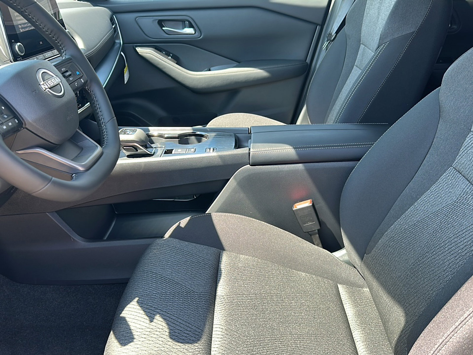 New 2026 Nissan Rogue SV image 10