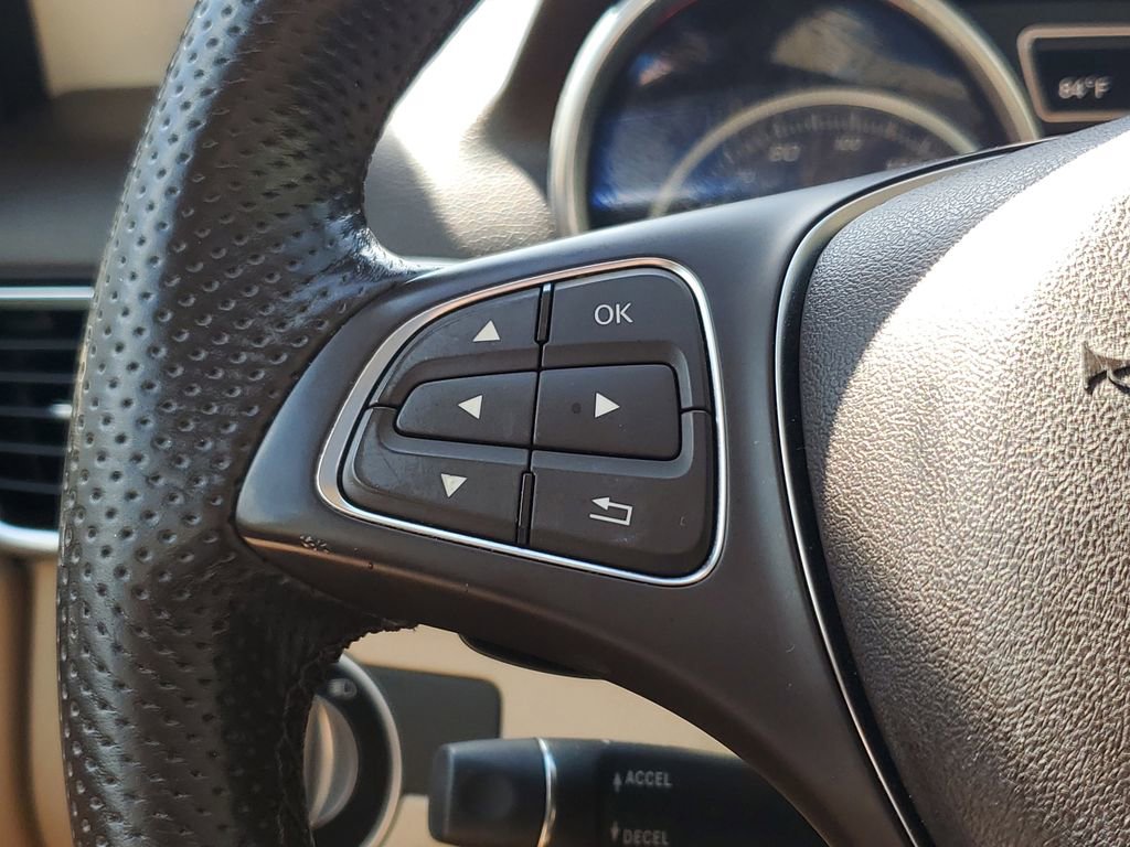 Used 2017 Mercedes-Benz GLE 350 w/ Premium 2 Package image 26