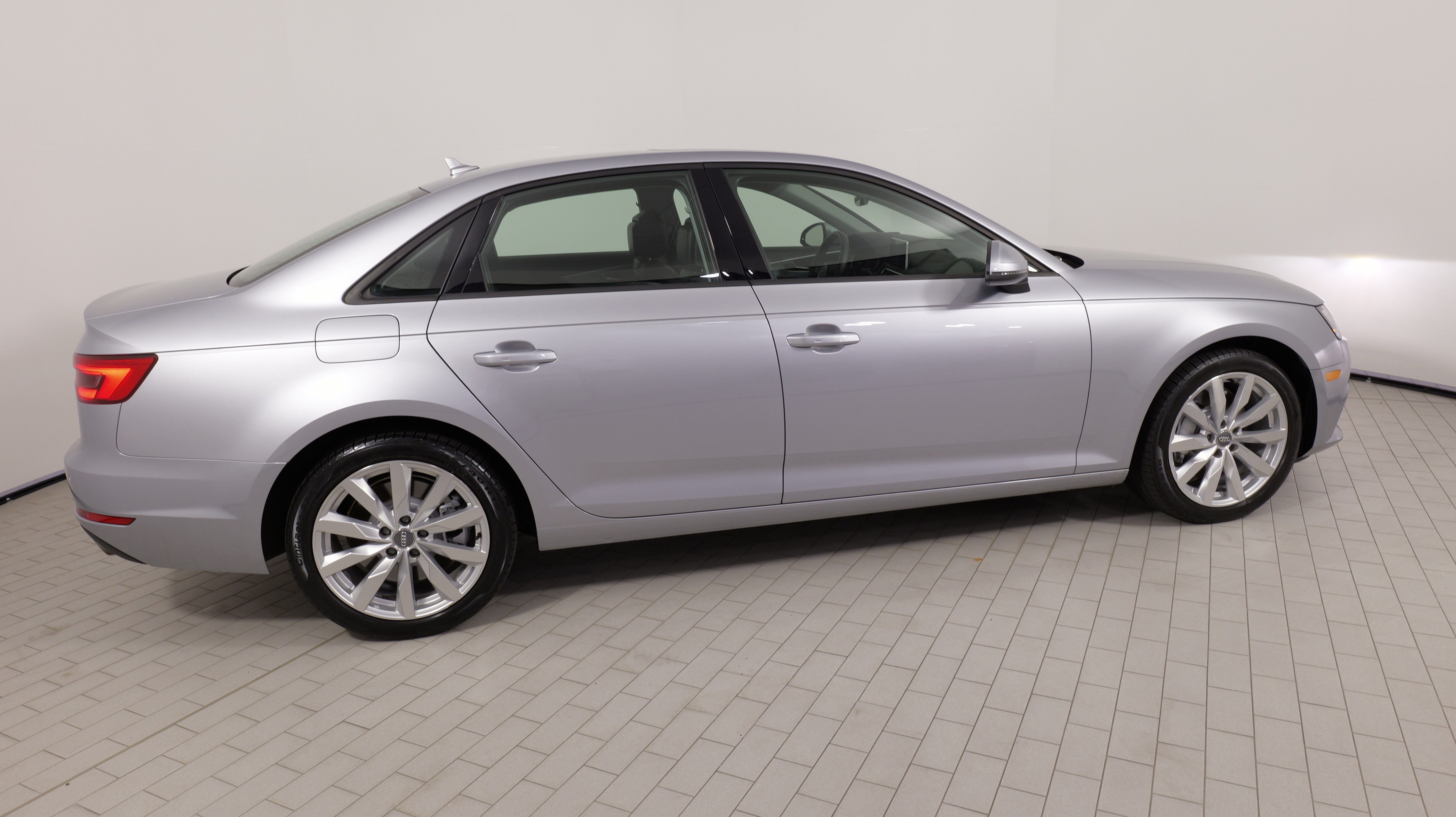 Used 2017 Audi A4 2.0T Premium w/ Audi MMI Navigation Plus AWD/4WD image 8