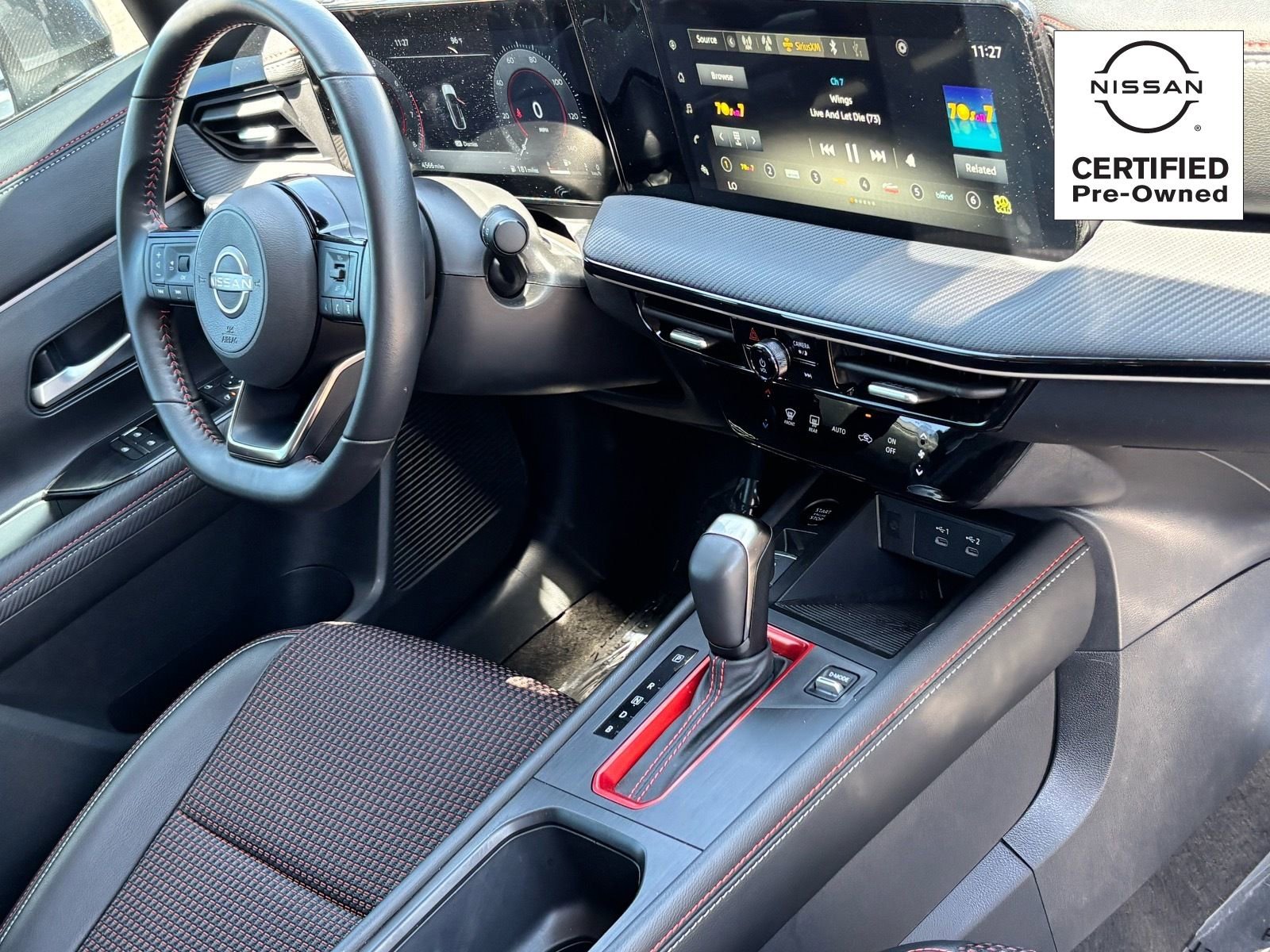 Certified 2025 Nissan Kicks SR FWD image 9