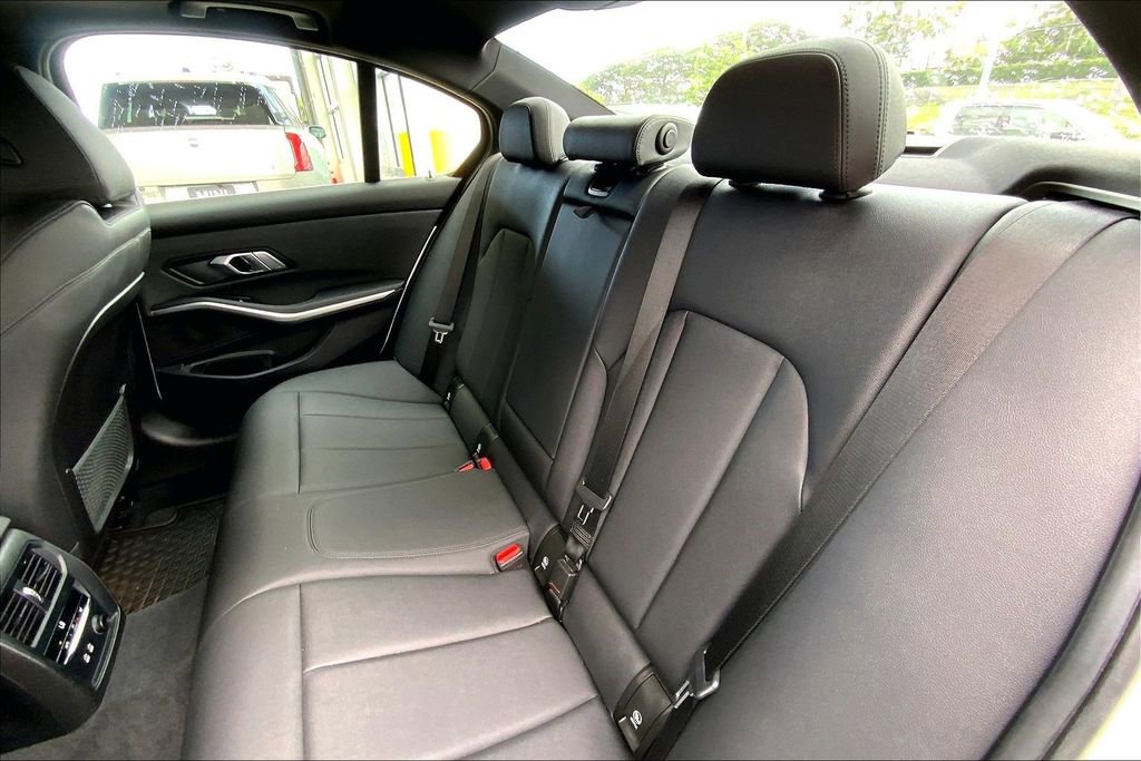 Used 2020 BMW 330i Sedan RWD image 26