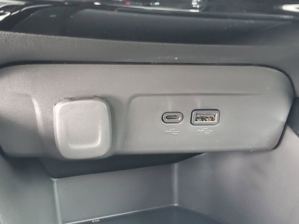 New 2026 Chevrolet Trax LT image 23