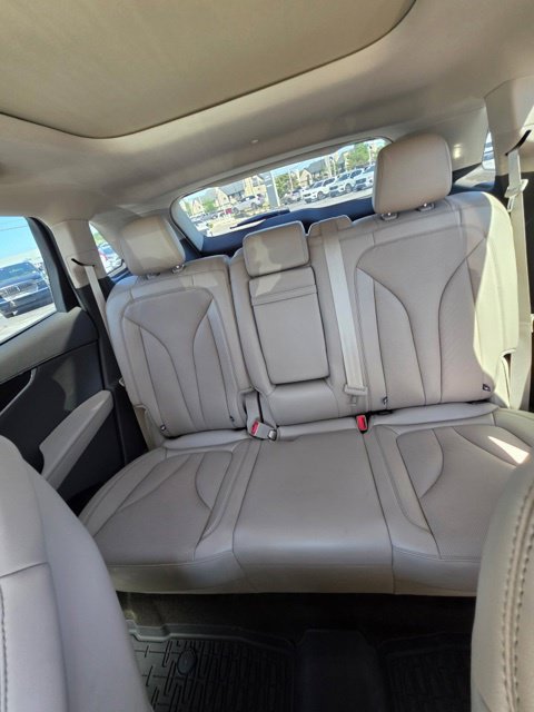 Used 2022 Lincoln Nautilus Reserve FWD image 17