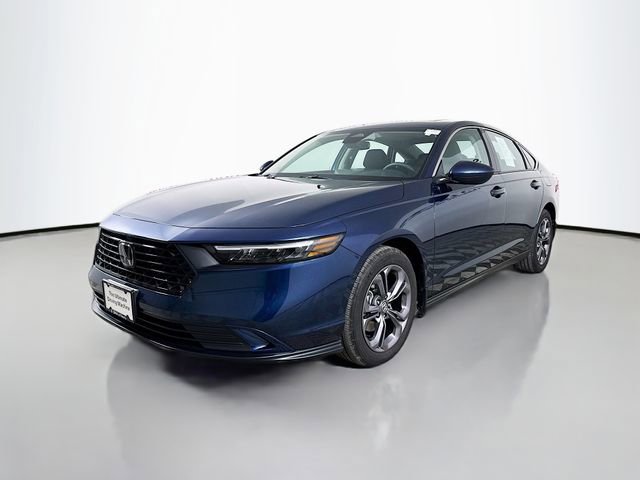 Used 2023 Honda Accord EX image 3