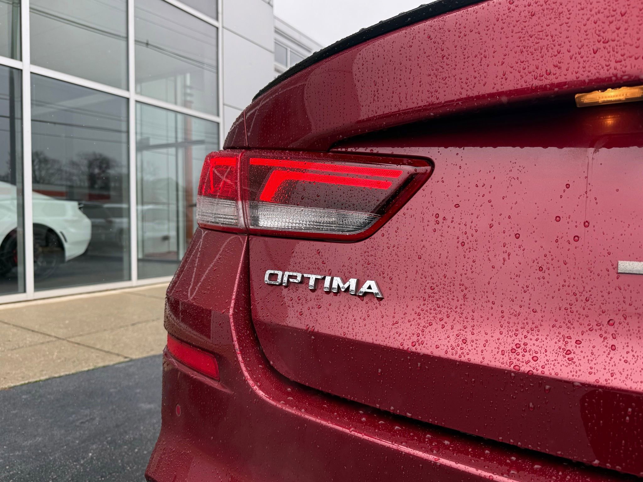 Used 2019 Kia Optima SX image 8
