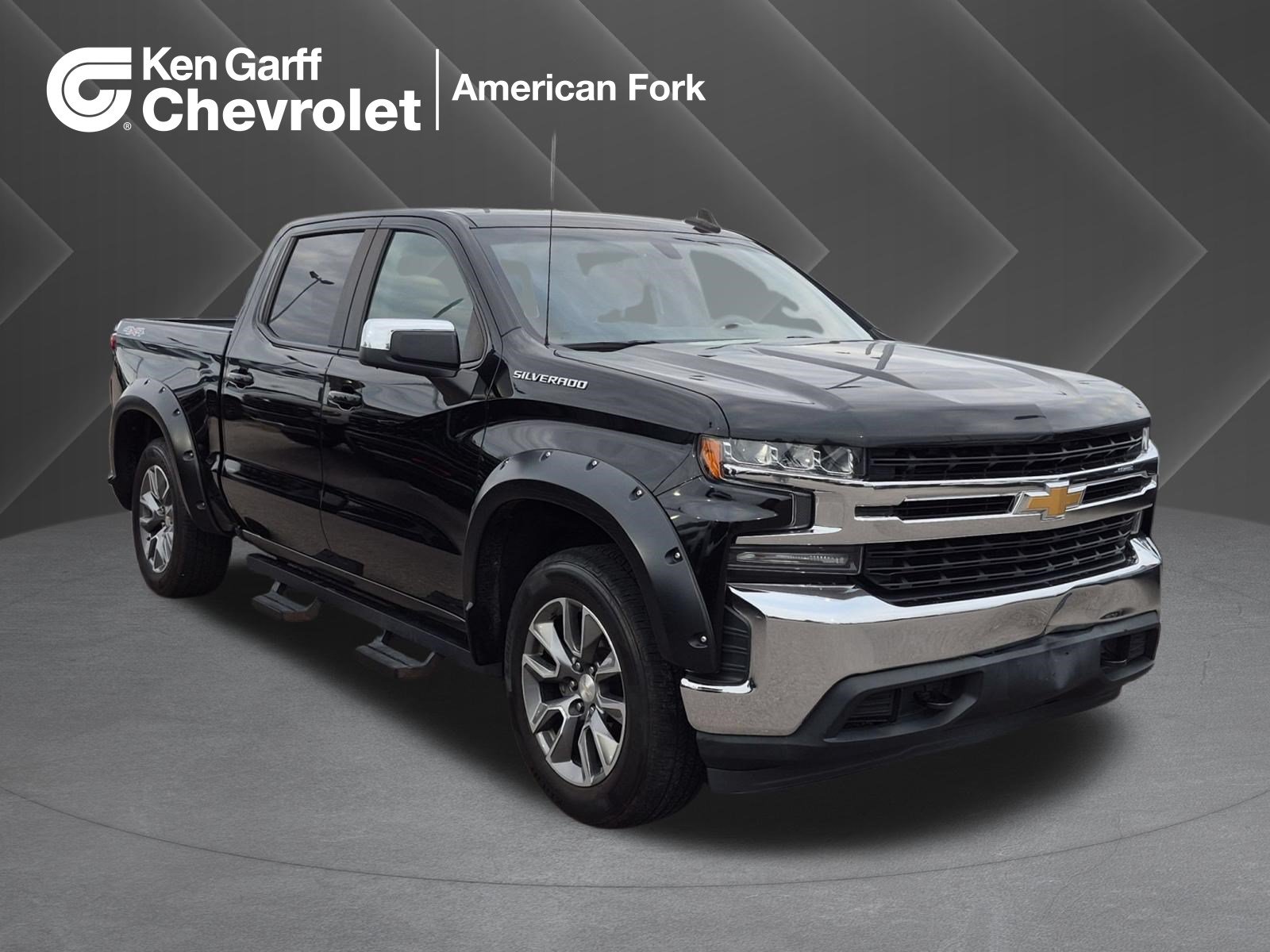 Used 2020 Chevrolet Silverado 1500 LT AWD/4WD image 1