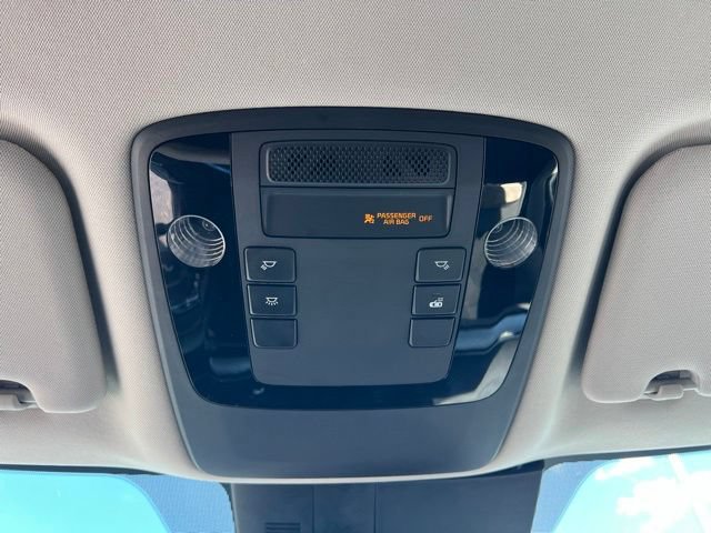 Certified 2022 Kia Carnival LX FWD image 25