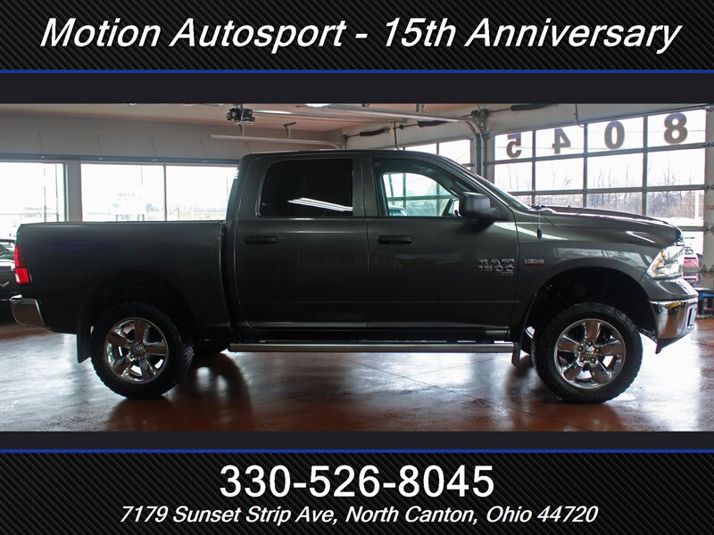 Used 2019 RAM 1500 ST w/ SXT Plus Group AWD/4WD image 12