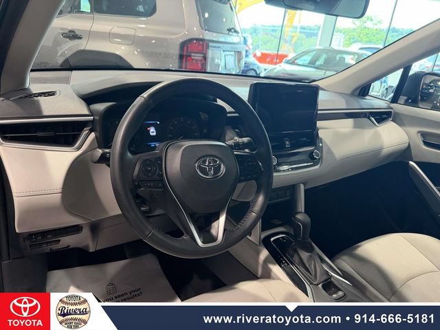 Used 2023 Toyota Corolla Cross LE w/ Black Badges Package (TMS) AWD/4WD image 9