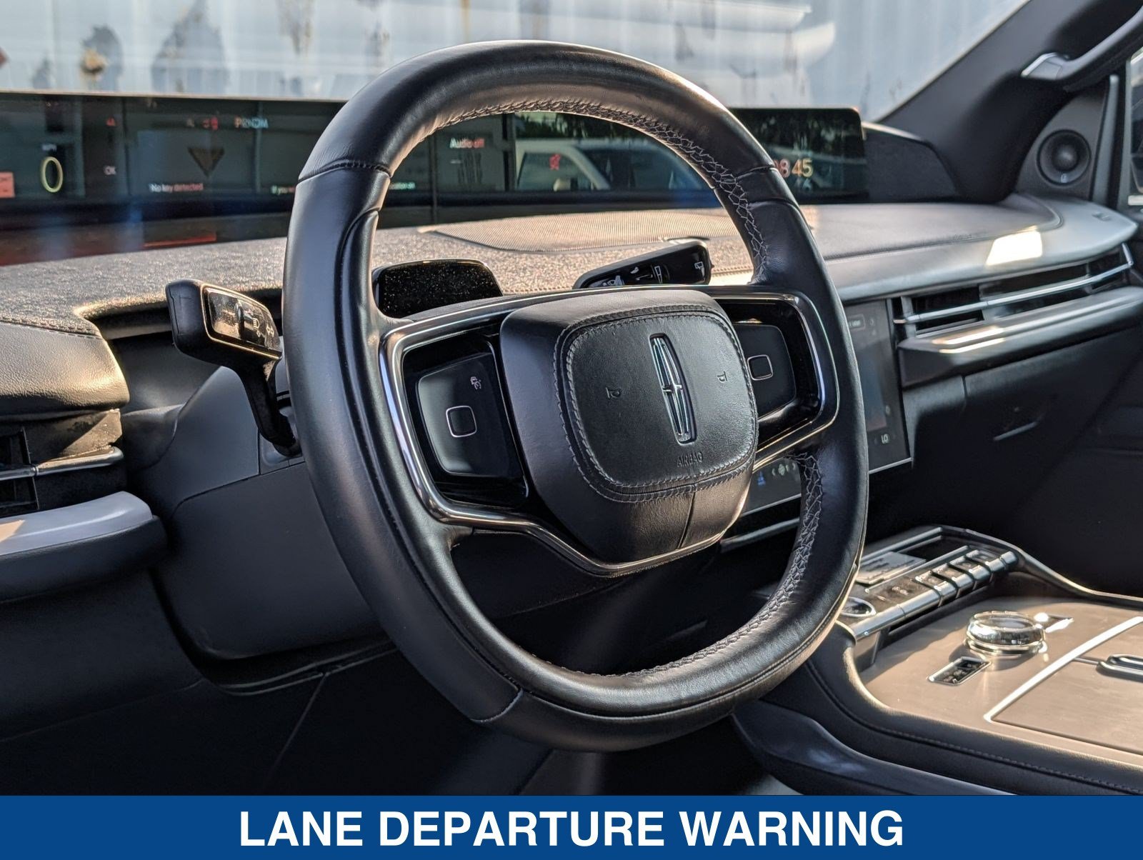 Used 2025 Lincoln Navigator Reserve w/ Jet Appearance Package AWD/4WD image 26