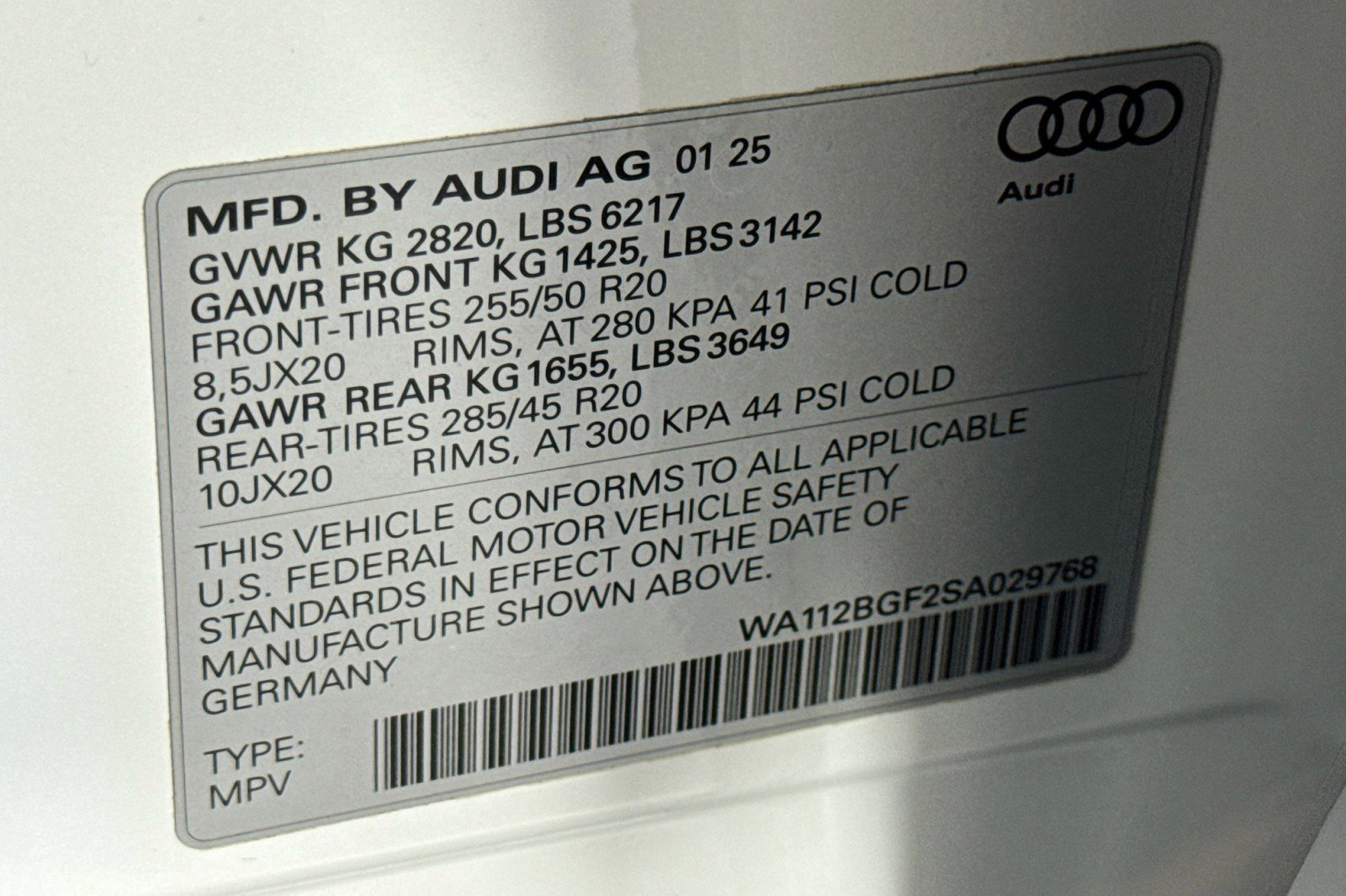 Used 2025 Audi Q6 e-tron Premium w/ Convenience Package image 30