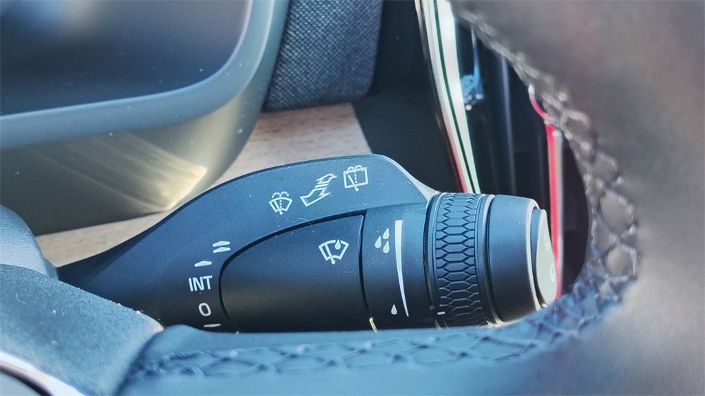 New 2026 Volvo XC90 B6 Plus image 17