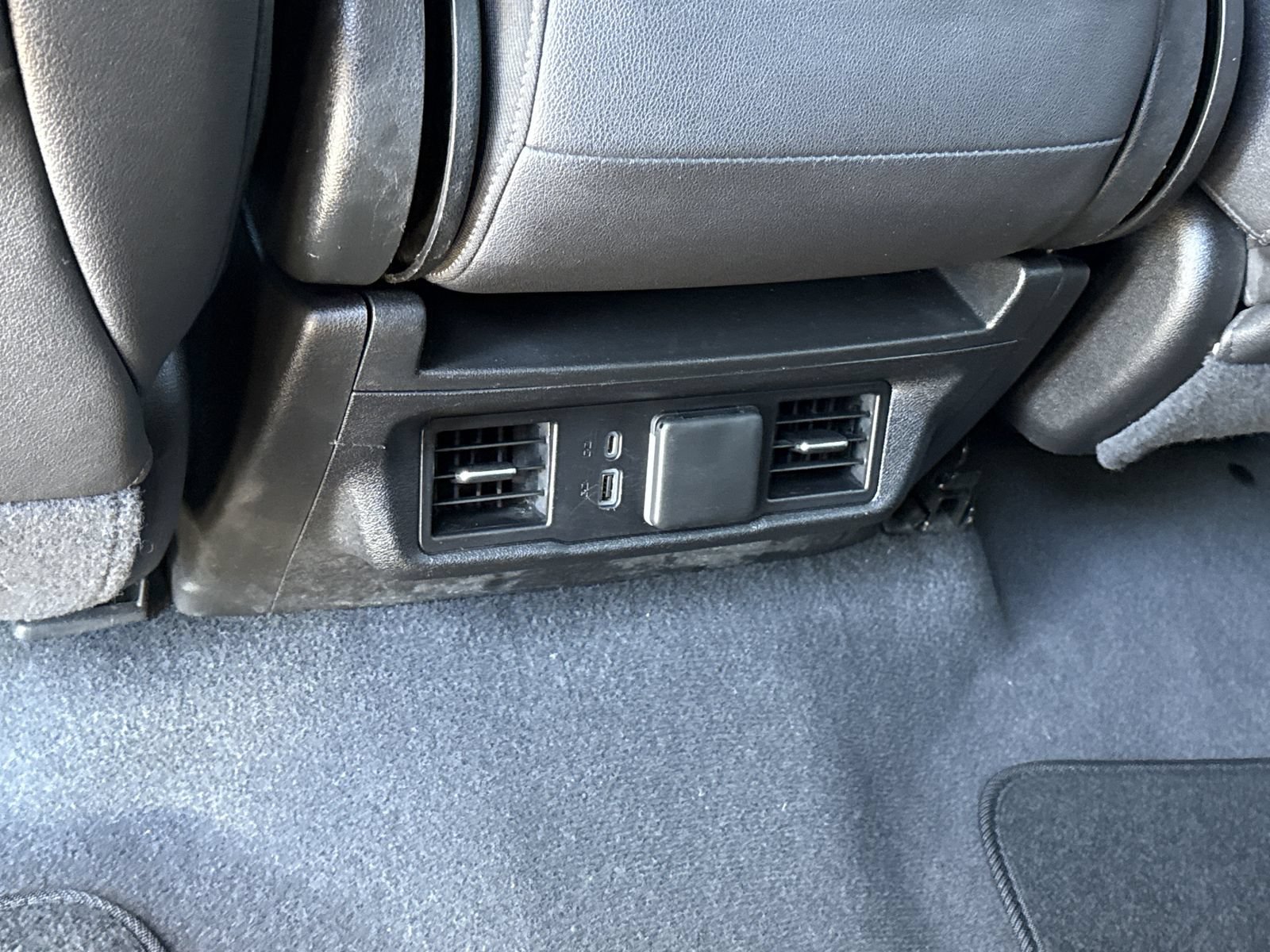 Used 2023 GMC Sierra 1500 SLT w/ X31 Off-Road Package AWD/4WD image 11