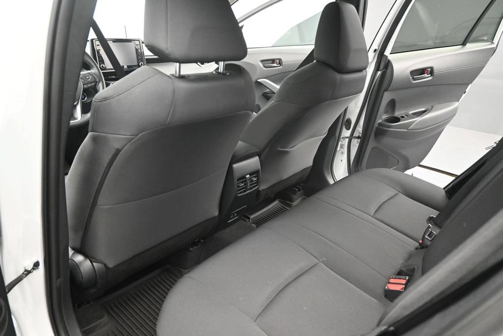 Used 2022 Toyota Corolla Cross LE w/ Black Badges Package (TMS) AWD/4WD image 15