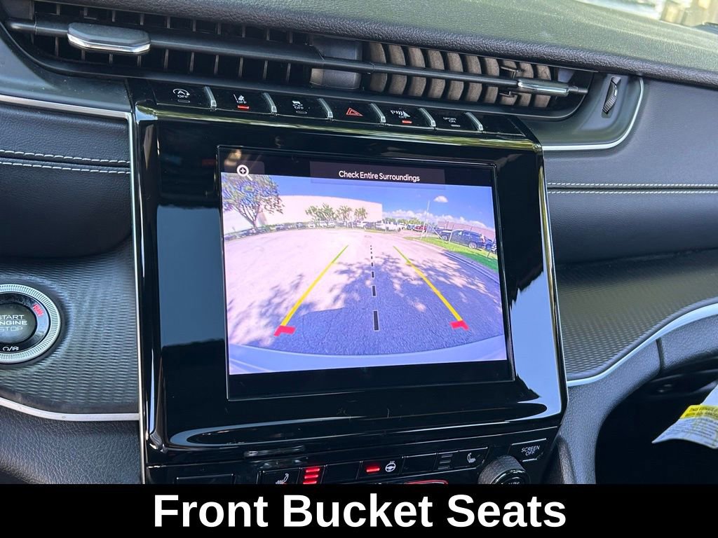 Certified 2024 Jeep Grand Cherokee Altitude image 24