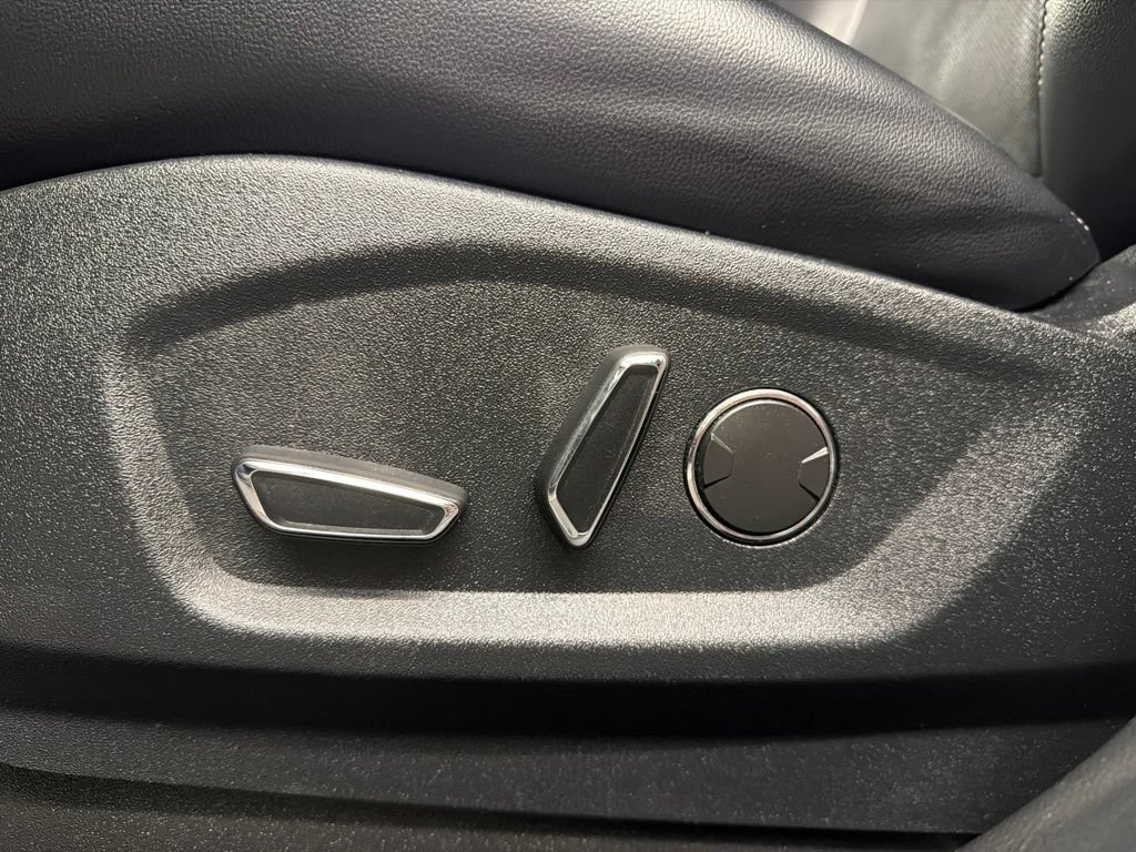Certified 2019 Ford Edge ST w/ Equipment Group 401A AWD/4WD image 21