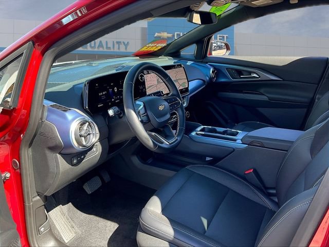 Certified 2024 Chevrolet Equinox EV LT FWD image 19