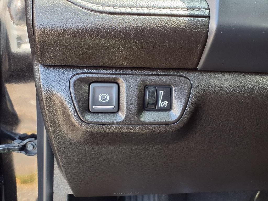 Certified 2023 GMC Acadia SLE w/ Driver Convenience Package FWD image 19