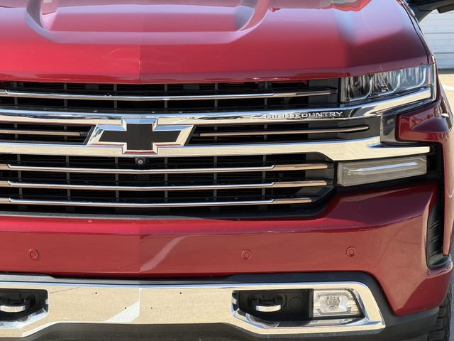 Used 2020 Chevrolet Silverado 1500 High Country w/ Technology Package AWD/4WD image 8