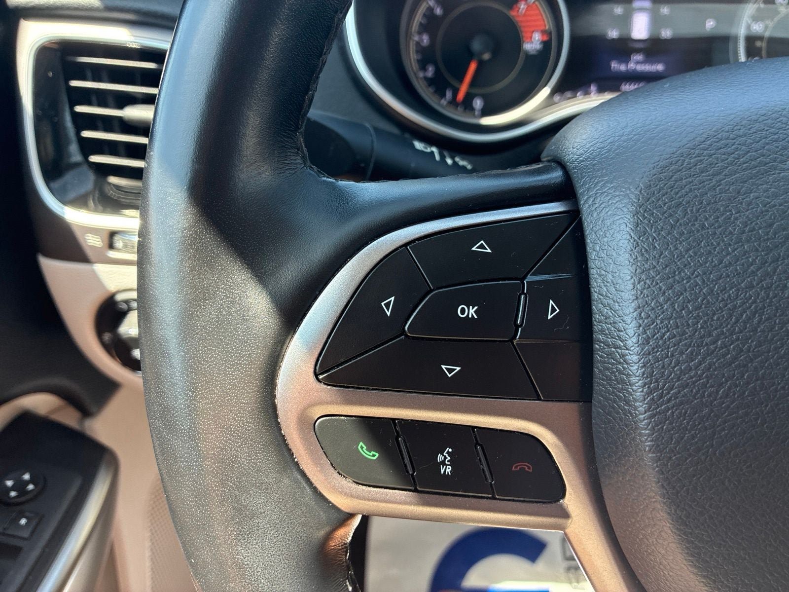 Used 2021 Jeep Cherokee Limited AWD/4WD image 28
