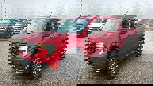 New 2026 Ford Maverick XLT w/ XLT Luxury Package image 2