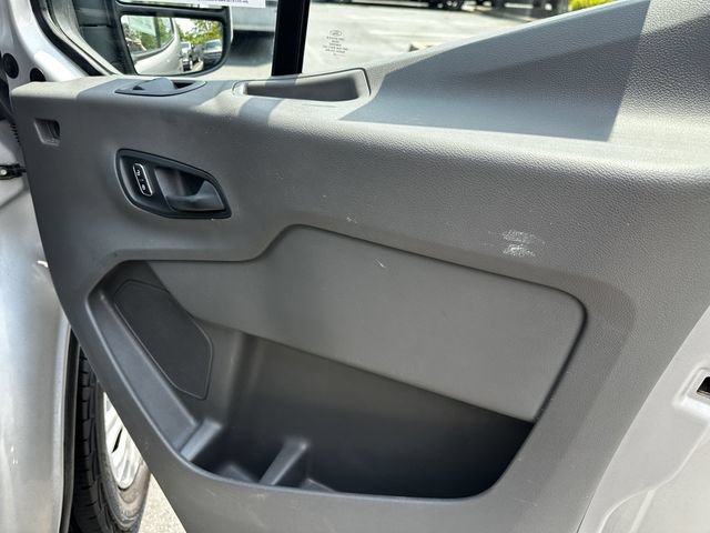 Certified 2025 Ford Transit 350 XLT RWD image 34