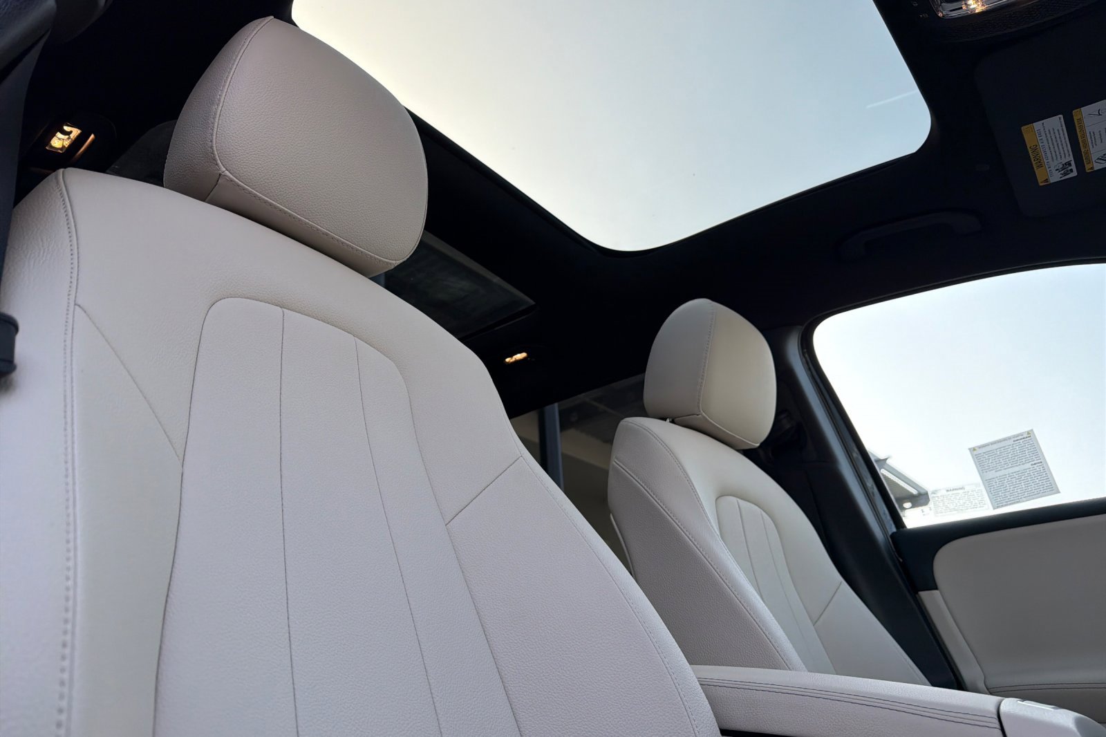 Certified 2025 Mercedes-Benz GLB 250 image 19