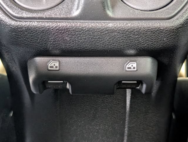Used 2018 Jeep Wrangler Unlimited Sport S AWD/4WD image 29