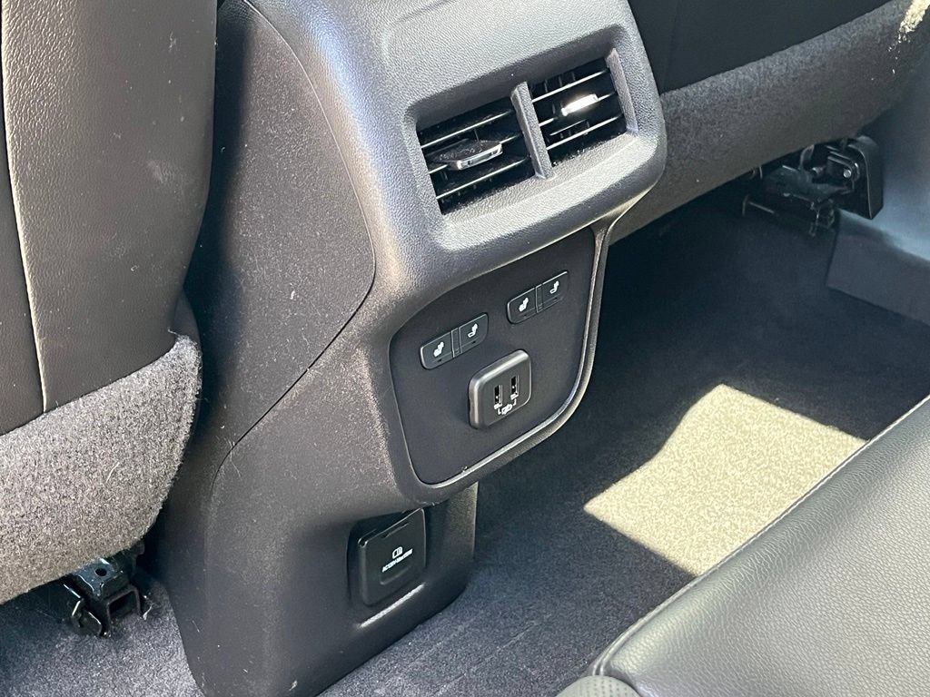 Used 2021 Chevrolet Equinox Premier AWD/4WD image 23