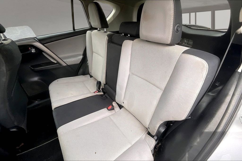 Used 2017 Toyota RAV4 XLE w/ Plus Extra Value Package AWD/4WD image 27