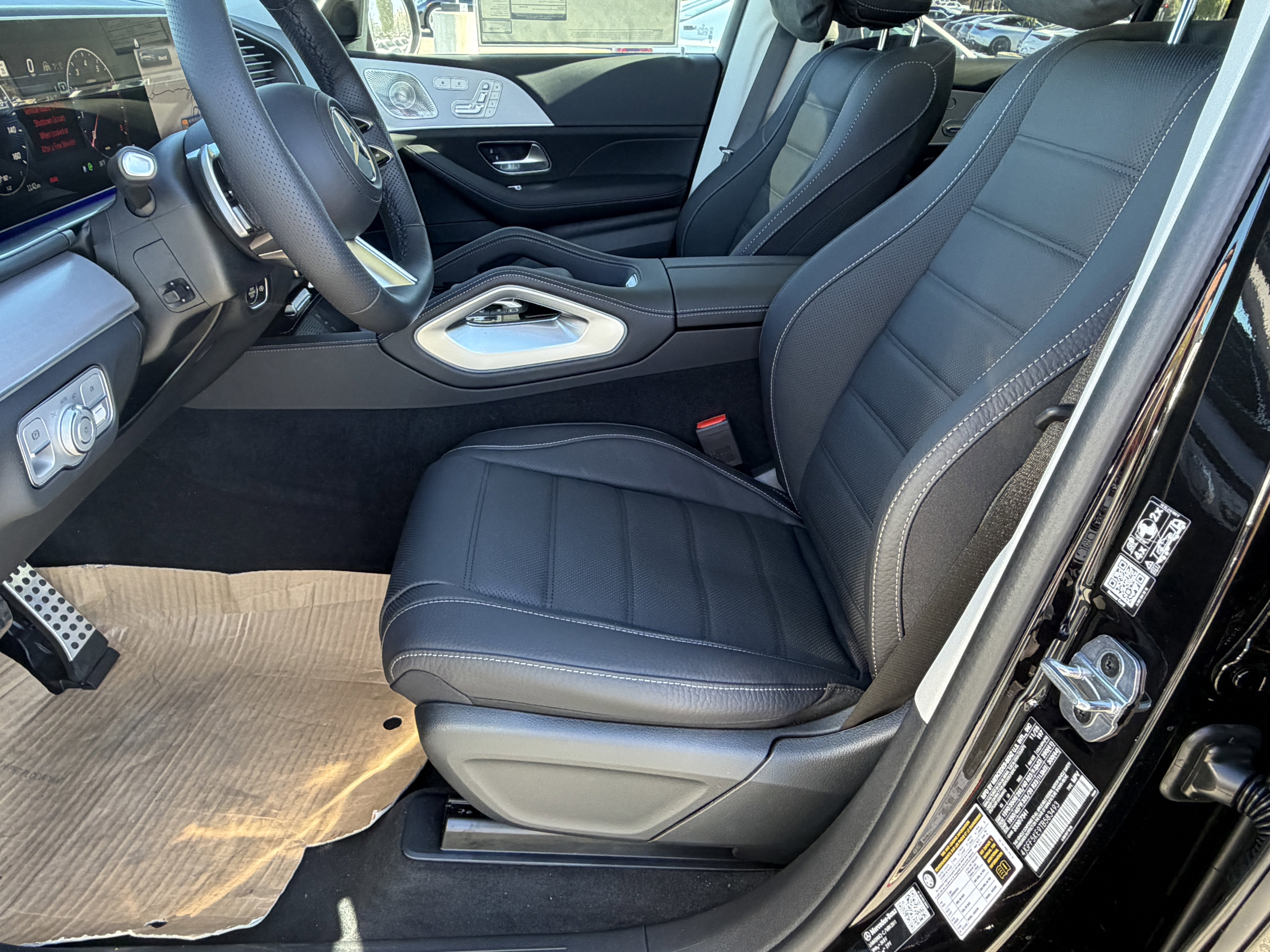 New 2026 Mercedes-Benz GLS 450 4MATIC image 18