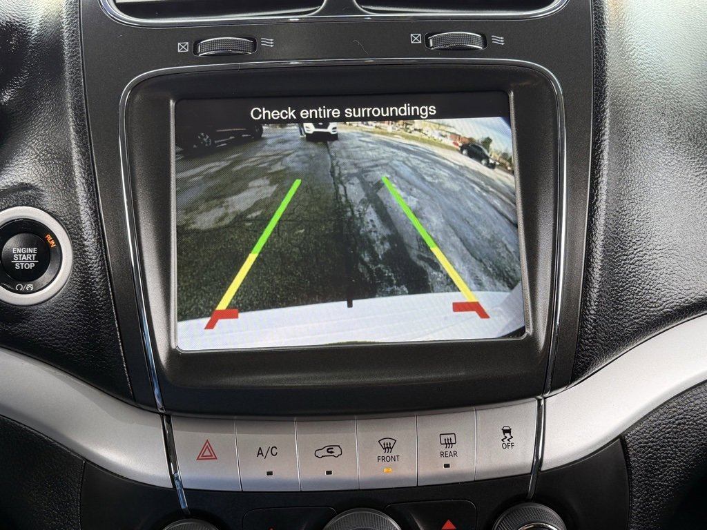 Used 2019 Dodge Journey SE image 37
