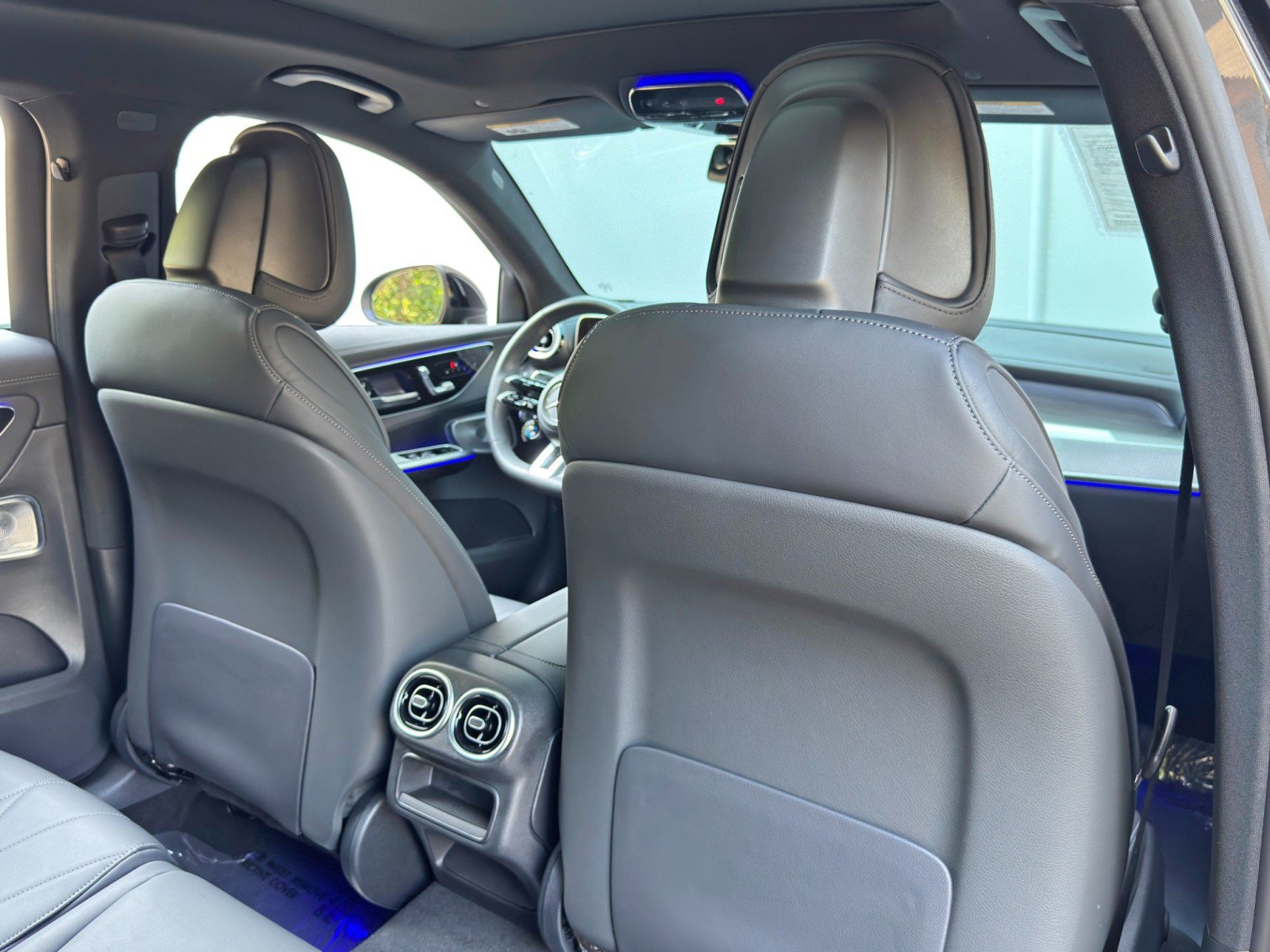 Used 2025 Mercedes-Benz GLC 63 AMG S w/ Driver Assistance Package image 42