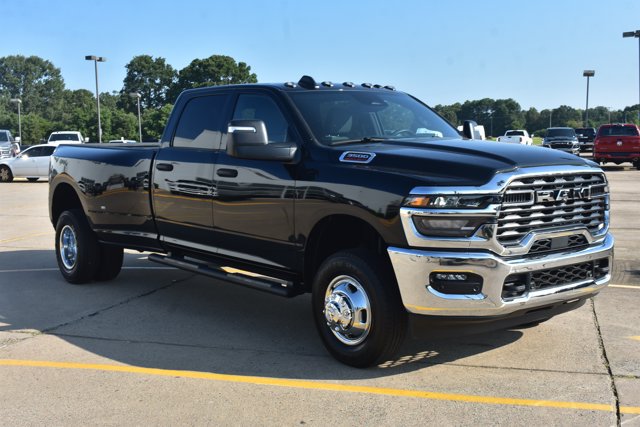 New 2026 RAM 3500 Tradesman AWD/4WD image 3
