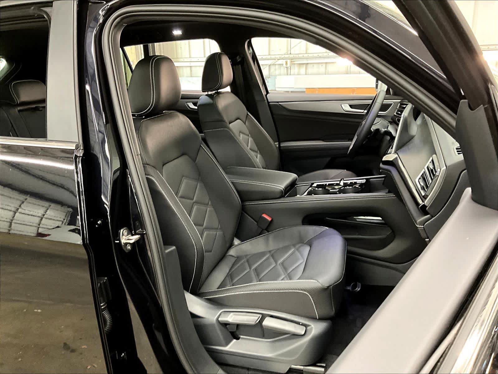 New 2026 Volkswagen Atlas Cross Sport SE AWD/4WD image 10