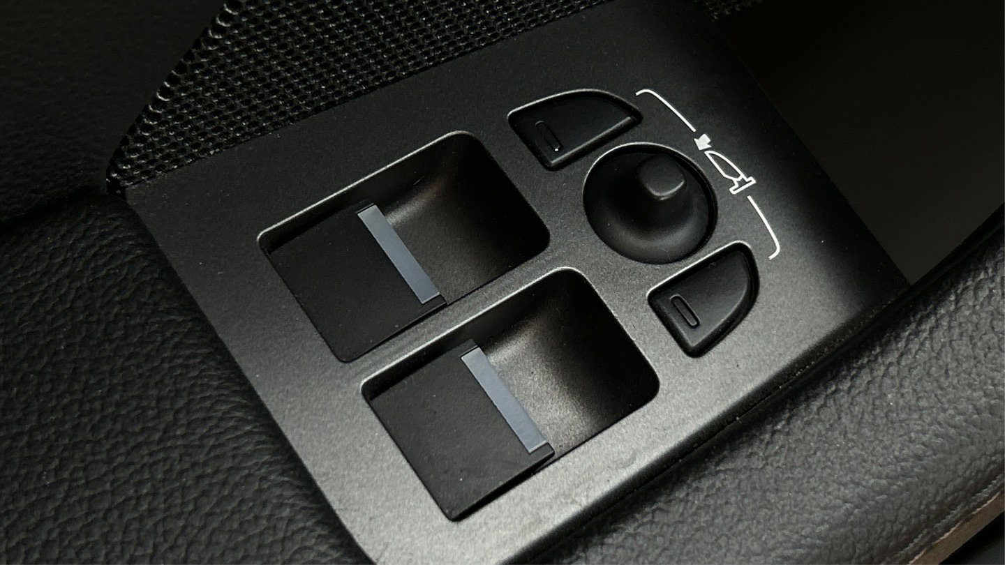 Used 2018 Jaguar F-TYPE Convertible image 29