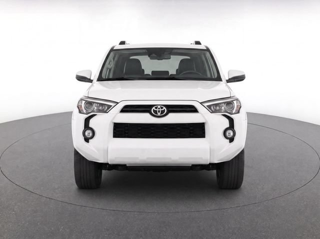 Used 2022 Toyota 4Runner SR5 AWD/4WD image 27