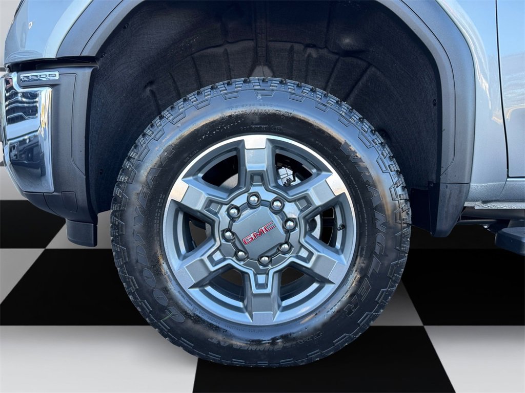 New 2026 GMC Sierra 2500 SLT image 14