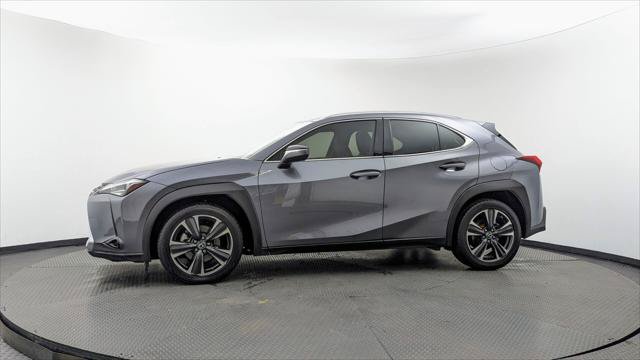 Used 2020 Lexus UX 200 w/ Accessory Package FWD image 3