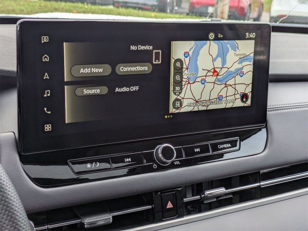 New 2025 Mitsubishi Outlander SE image 24